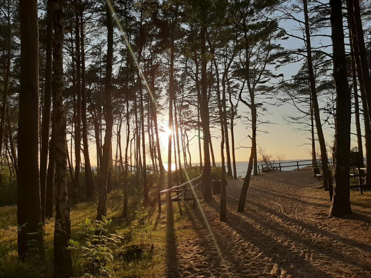 Wiselka Holiday House-1,2Km To The Beach; 5 Bedrooms, 3 Bahrooms; Fire Place. Private Sauna! 外观 照片